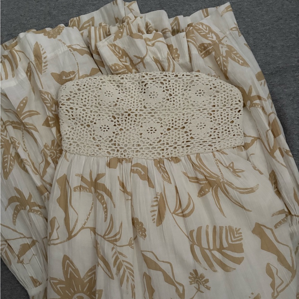 American Eagle Outfitters Cream Smocked Strapless Top